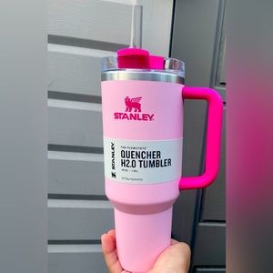 New Stanley Pink Flamingo 40 Oz